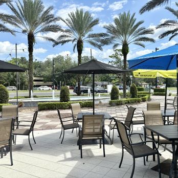 Bubbakoo's Burritos - Nice patio to sit and dine outside in Lake Mary, FL. - New Mexican Cuisine Near Me - Lake Mary, Florida