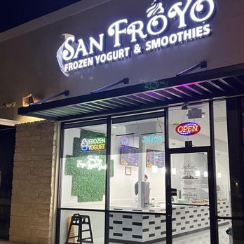 San Froyo - Ice Cream & Frozen Yogurt Near Me - Richmond, Texas San Froyo - Ice Cream & Frozen Yogurt Near Me - Richmond, Texas