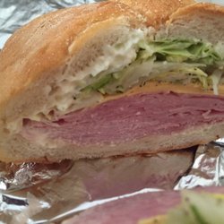 Jy Springfield Deli Mini - Ham and cheese on a roll