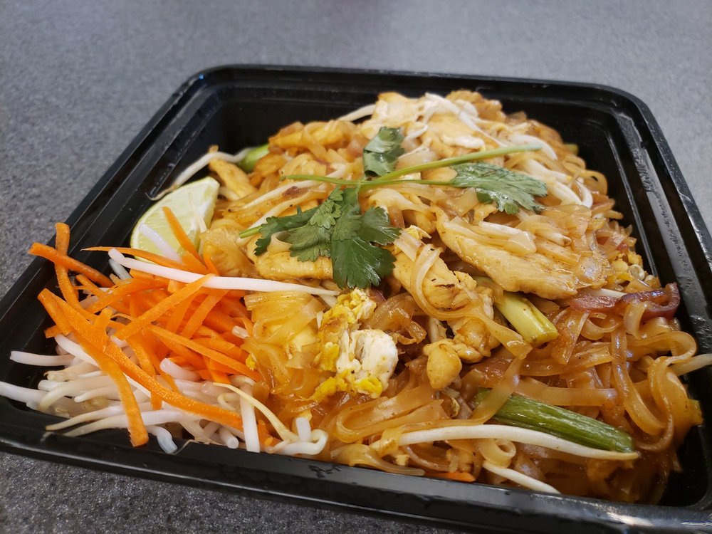 CHA CHA 8 THAI FOOD - 167 Photos & 47 Reviews - 8111 Van Nuys Blvd ...