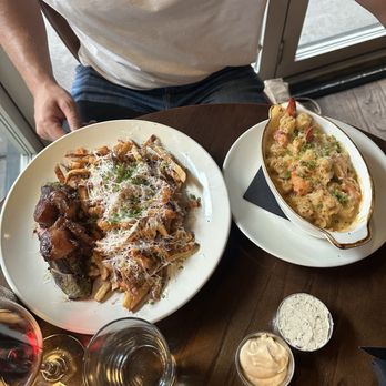 Five Kitchen & Bar - New American Near Me - Cincinnati, Ohio