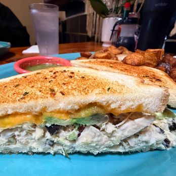 Tower Cafe - Tuna Melt - Breakfast & Brunch Near Me - Sacramento, California