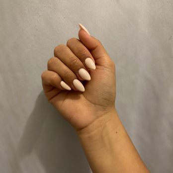 Glow Nails Salon - Gel X Nails - Nail Salons Near Me - Chicago, Illinois