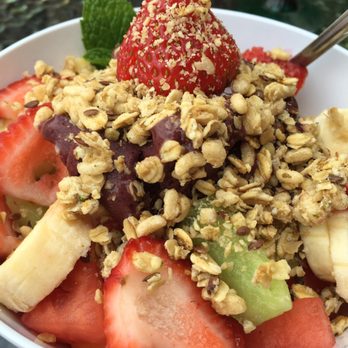 Katy's Cafe - Close up of Acai bowl - Breakfast & Brunch Near Me - Imperial Beach, California