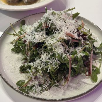 Cura - Tricolore - arugula, shaved beets, endive, balsamic, parmesan - Italian Near Me - Bentonville, Arkansas