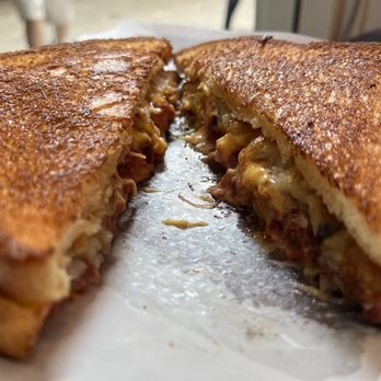 Honolulu Bistro - Local delux sandwich - Hawaiian Near Me - Honolulu, Hawaii