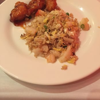 Moonstone - Seafood fried rice and seasoned chicken very good - Chinese Near Me - Great Neck, New York
