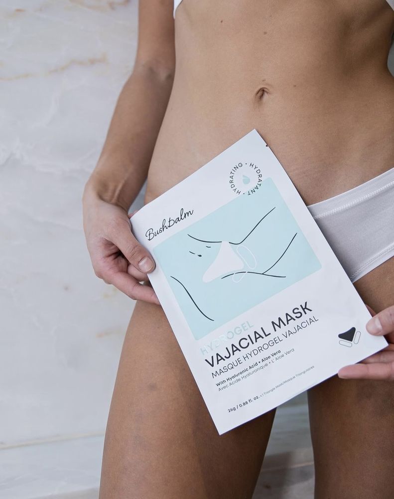 The Bare Peach Wax Studio Logo