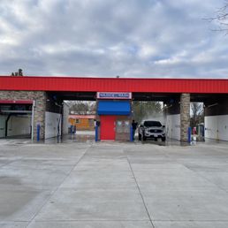 Exterior outside entrance of Washoe Wash - Front view of bays - Reno, Nevada Exterior outside entrance of Washoe Wash - Front view of bays - Reno, Nevada