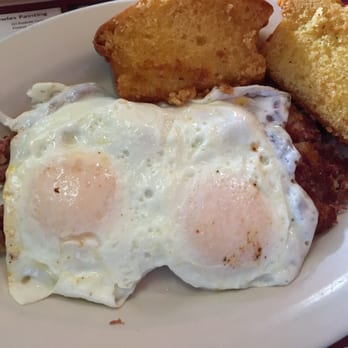 Miss Florence Diner - Corned beef hash and eggs - New American Near Me - Florence, Massachusetts