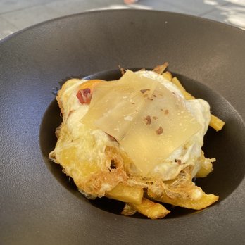 Makkila - Eggs and fries with ham. - Spanish Near Me - Madrid, M