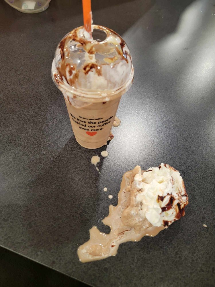 Social spots from BIGGBY COFFEE