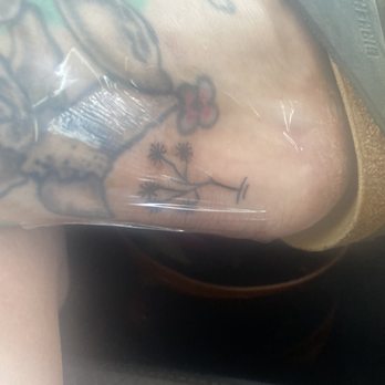 Liquid Tattoo - Little black Joshua tree to remember my weekend here - Tattoo Near Me - Yucca Valley, California Liquid Tattoo - Little black Joshua tree to remember my weekend here - Tattoo Near Me - Yucca Valley, California