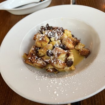 Moreland's Tavern - Chocolate bread pudding (3/5) - American Near Me - Washington, DC, District of Columbia