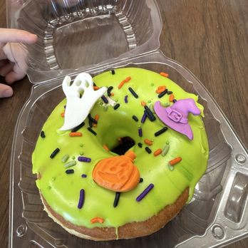 Mama's Donuts - Donuts Near Me - Van Nuys, California