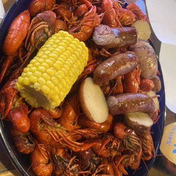 KnuckleHeads - Crawfish -- so yummy! - American Near Me - Ocean Springs, Mississippi