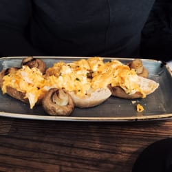 Peaberry - Scrambled eggs on sour dough with mushrooms.
