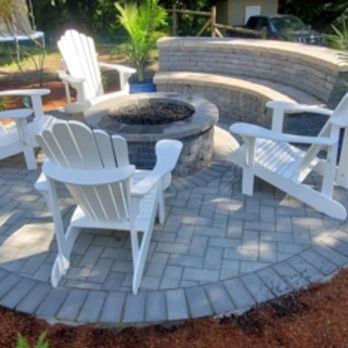 Leftshore Landscape Contracting - Propane fire pit area - Landscaping Near Me - Cobble Hill, British Columbia Leftshore Landscape Contracting - Propane fire pit area - Landscaping Near Me - Cobble Hill, British Columbia