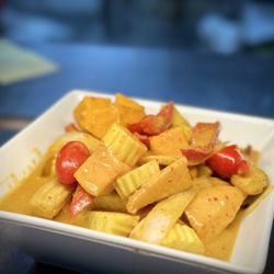 Lanna Thai Diner - Mango Curry