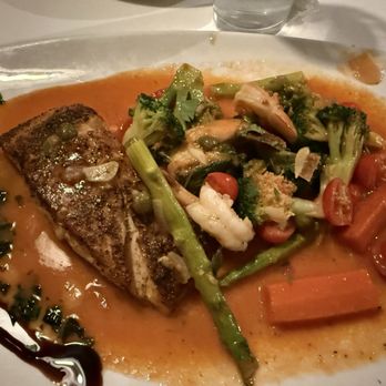 Gennaro's Trattoria - Salmon with sautéed vegetables - Italian Near Me - Canyon Lake, Texas Gennaro's Trattoria - Salmon with sautéed vegetables - Italian Near Me - Canyon Lake, Texas