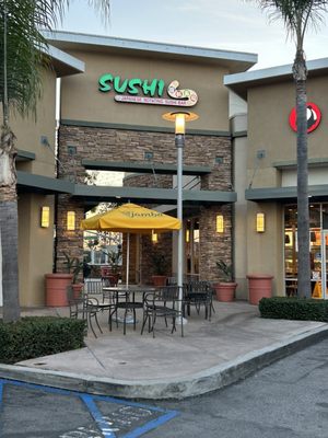 Fuji Revolving Sushi Bar