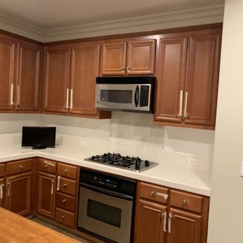 JV Cabinets - Kitchen Before Remodel - Cabinetry Near Me