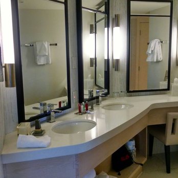 Marriott Stanton South Beach - Bathroom - Hotels Near Me - Miami Beach, Florida Marriott Stanton South Beach - Bathroom - Hotels Near Me - Miami Beach, Florida