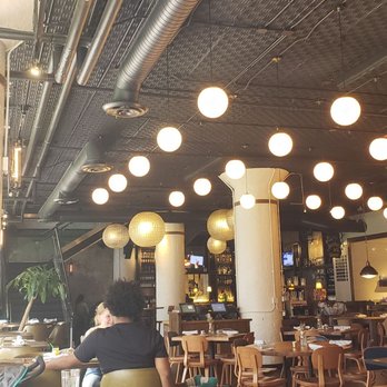 River Roast - Elegant decor - American Near Me - Chicago, Illinois River Roast - Elegant decor - American Near Me - Chicago, Illinois