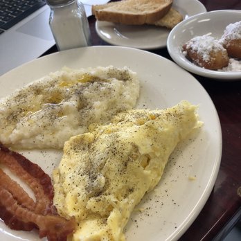 Beignet Au Lait - Breakfast & Brunch Near Me - Slidell, Louisiana