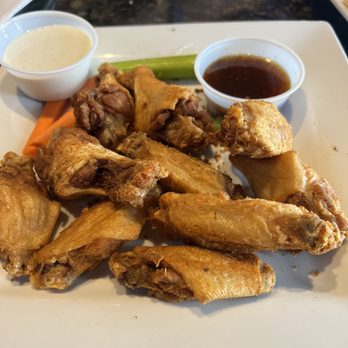 Jonathan's Grille - Wings - Sports Bars Near Me - Madison, Alabama Jonathan's Grille - Wings - Sports Bars Near Me - Madison, Alabama