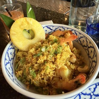 Pineapple Thai - Pineapple Fried Rice - Thai Near Me - Cupertino, California Pineapple Thai - Pineapple Fried Rice - Thai Near Me - Cupertino, California