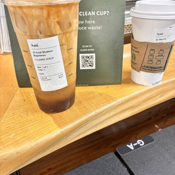 Starbucks - Coffee & Tea Near Me - Honolulu, Hawaii