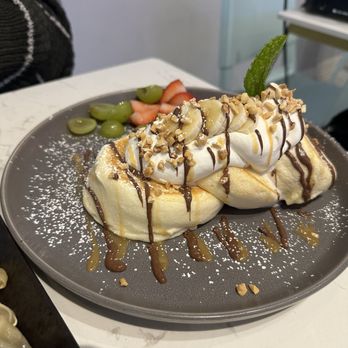 Hanabusa Cafe - Nutella pancake 10/10 - Pancakes Near Me - Chicago, Illinois Hanabusa Cafe - Nutella pancake 10/10 - Pancakes Near Me - Chicago, Illinois