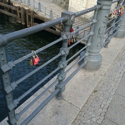 Liebknechtbrücke