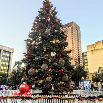 Travis Park - Christmas tree 12/2019 - Parks Near Me - San Antonio, Texas Travis Park - Christmas tree 12/2019 - Parks Near Me - San Antonio, Texas