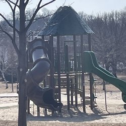 Schroeder-Vogel Park - Playground equipment