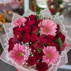 Casa de las Flores 2 - Custom bouquet