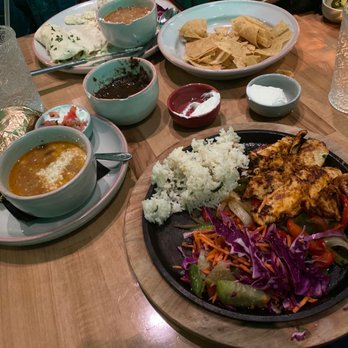 Tejas - Chicken fajitas, beans, rice, chips and salsa, Chicken enchiladas! - Mexican Near Me - Dallas, Texas Tejas - Chicken fajitas, beans, rice, chips and salsa, Chicken enchiladas! - Mexican Near Me - Dallas, Texas