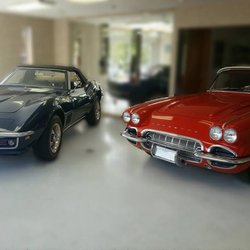 Geiger Auto Body - Classic Corvettes in our showroom!