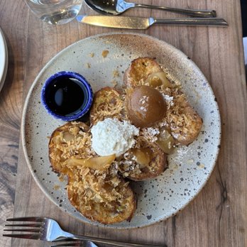 Greens Restaurant - apple cinnamon french toast - Vegetarian Near Me - San Francisco, California Greens Restaurant - apple cinnamon french toast - Vegetarian Near Me - San Francisco, California