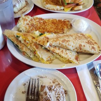 Mo's Egg House - The veggie quesadilla portion is huge - Breakfast & Brunch Near Me - Temecula, California