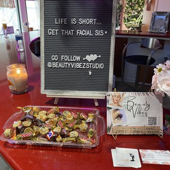 Beauty Vibez Studio - Eyelash Service Near Me - Chicago, Illinois