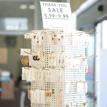 Pretty At Sam - Inside Photo! - Jewelry Near Me - Los Angeles, California Pretty At Sam - Inside Photo! - Jewelry Near Me - Los Angeles, California