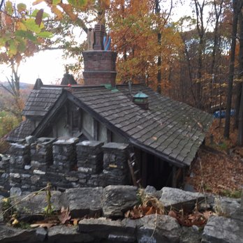 Wing's Castle - Bed & Breakfast Near Me - Millbrook, New York