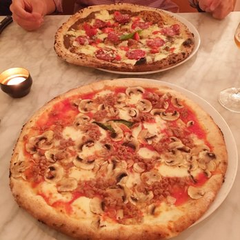 Giro - Gluten free sausage and mushroom pizza - Pizza Near Me - Stockholm, Alberta
