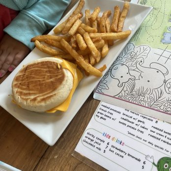 Westville Hudson - Kid grilled cheese - American Near Me - New York, New York Westville Hudson - Kid grilled cheese - American Near Me - New York, New York