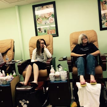 Lovely Nails - Nail Salons Near Me - Sandy, Oregon