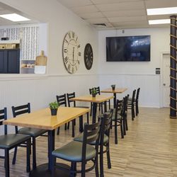 Island Table Bakery Restaurant