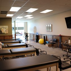 ApexNetwork Physical Therapy - ApeNetwork Physical Therapy - Treatment Area