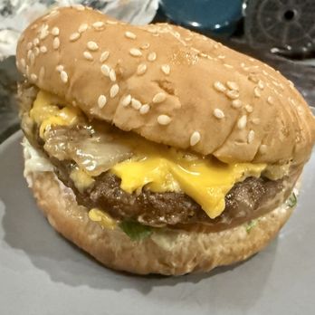 Habit Burger & Grill - Salad Near Me - Boca Raton, Florida